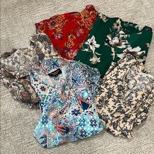 Five Blouse BundleWest Kei, BeachLunchLounge, LuckyBrand, Lascana, FeatherTolani